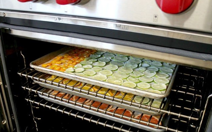 drying food in the oven