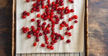 drying cranberries in the oven